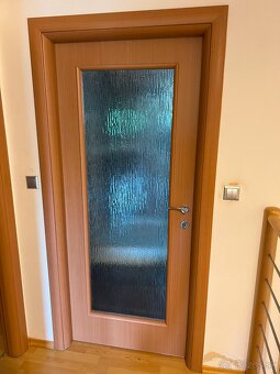 Dvere a zárubne - drevený vzor - 4