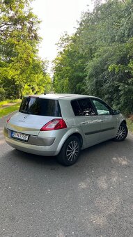 Renault Megane 2 1.5 dci - 4