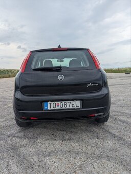 Fiat Grande Punto - 4
