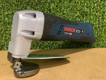 BOSCH GSC 12V-13 PROFESSIONAL Akumulátorové nožnice na plech - 4