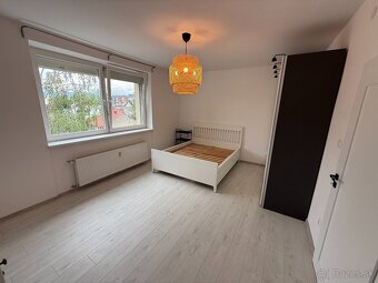 BYT 3+KK, 89m², Žilina-ul.J.Milca,Balkón,Parkovanie vo dvore - 4