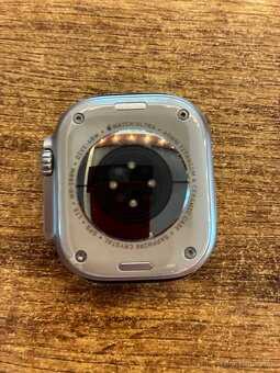 Apple Watch Ultra 2 - 4
