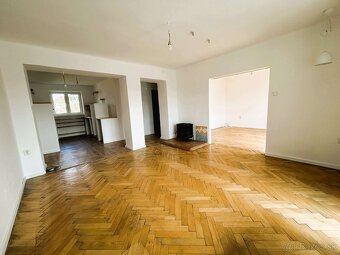 Zvolen, ul. Šoltésovej – priestranný, slnečný 2-izbový byt s - 4