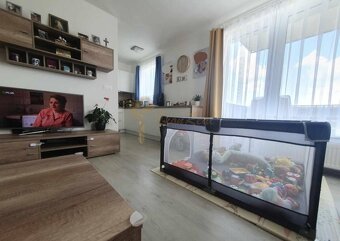 2-izb. byt,Pri Hrubej lúke,Dúbravka, parkovacie státie, pivn - 4