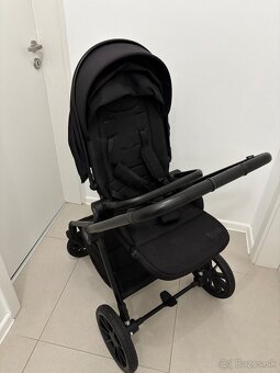 Moon Clicc 2023 s autosedačkou Avionaut cosmo Black- melange - 4