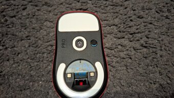 Logitech G PRO superlight červená - 4