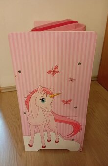 Dievčenský úložný regál - 4