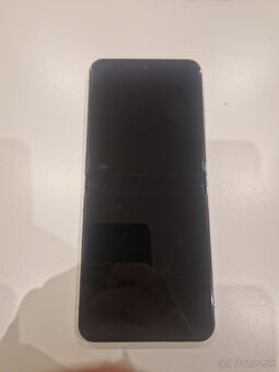 Samsung Galaxy Zflip 5 - 4