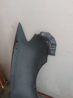 Blatník predný pravý na mazdu 3 šedá metalíza -nový lak - 4