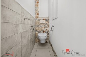 Krásny 3-izbový zariadený byt v Petržalke na Gessayovej ulic - 4