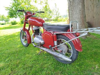 Jawa 250/559 - 4
