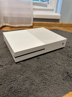 Xbox one s - 4