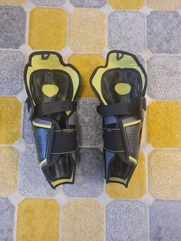Hokejové holene CCM Tacks XF80 - v perfektnom stave - 4