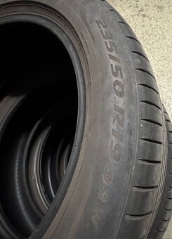 PIRELLI 235/50 R19 letné - 4