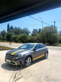 Mercedes-Benz GLA 200D 4MATIC FACELIFT - 4