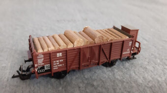 Vláčiky - otvorený vozeň Vtu/Omu s drevom - 4