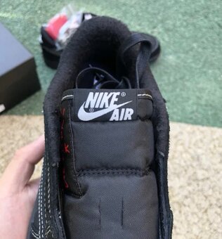 Jordan 1 Retro Low OG SP Travis Scott Black Phantom - 4