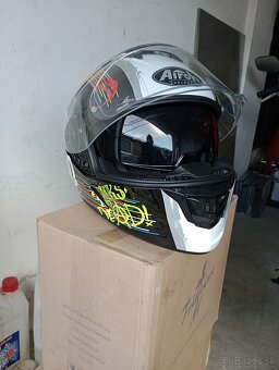 Predám prilbu - 4