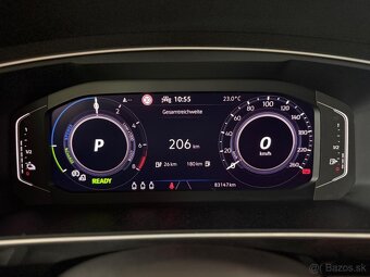 Volkswagen Tiguan - 4