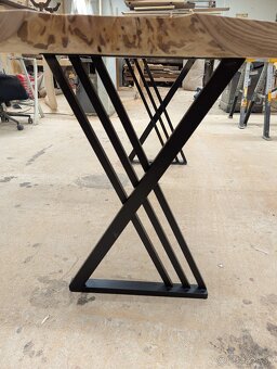 Jedálenský stôl - 4