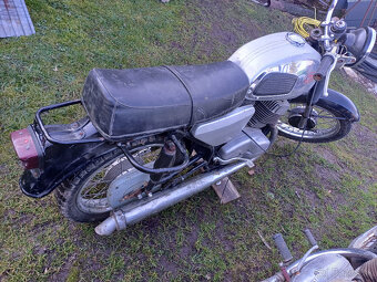 Jawa 250/559 a 350/634 - 4