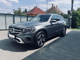 Mercedes-Benz GLC SUV 300 e 4MATIC A/T - 4