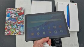 10palcový tablet Huawei MediaPad T5 - 4