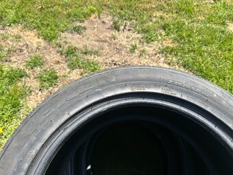 Nexen 235/55R19 - 4