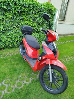 Predám skúter Trevis 125ccm - 4