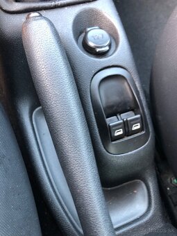 Peugeot 206 + 2011 - 4