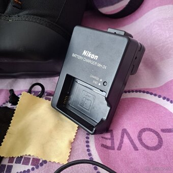 Nikon D3100 - 4