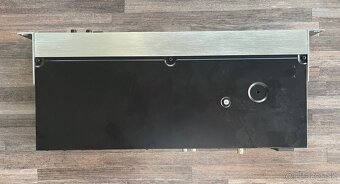 Predám Behringer Ultramtach Pro SRC2496 - 4