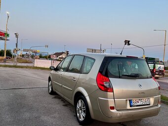 Renault Megane Scenic 1.5dci - 4
