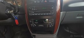 Chrysler  Voyager 2.8CRD 7 Miest  bez korózie - 4
