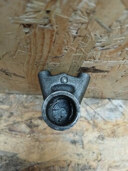 Hriadeľ radenia s unášačom - ČZ 125/175-476,477,487,488 - 4