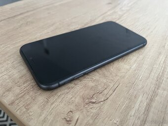 Iphone 11 64 GB čierny - 4