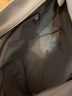 Krásna elegantná kabelka GUESS - 4