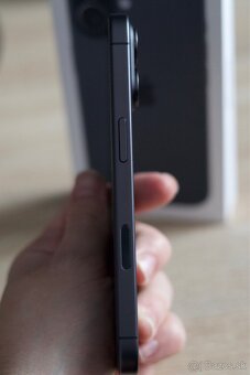 iPhone 17 256GB čierny - 4