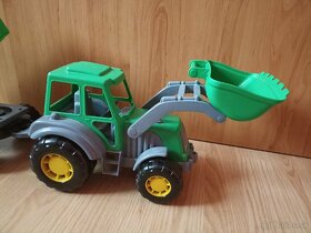 Traktor s vlečkou - 4