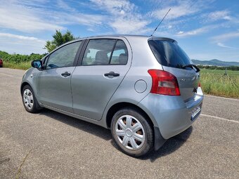 Toyota yaris 1.3 T 5D - 4