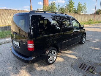 Volkswagen Caddy Maxi 7miestna - 4
