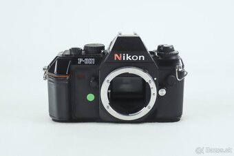 Nikon F-301 - 4