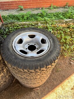 Suzuki Grand Vitara disky + pneu 235 60 r16 - 4