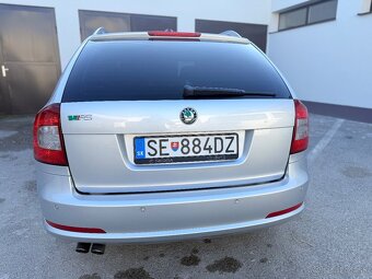 Škoda Octavia combi  RS 147 KW benzín DSG 6 r.2012 - 4