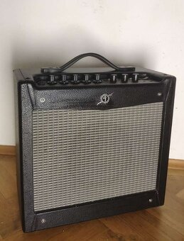 2x gitara, Kombo, klavír príslušenstvo  Fender Squier málo h - 4