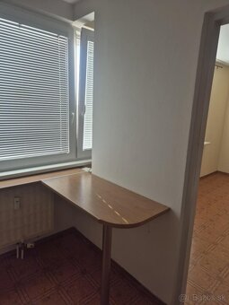 Predám 1 iz. byt, ul. Hviezdoslavova, Komárno - 4