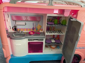 Barbie karavan - 4