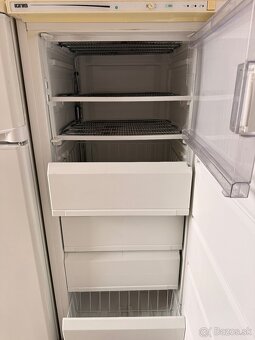 Predám staršiu funkčnú mrazničku - 4