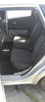 Kia Ceed 2007 1.6 - 4