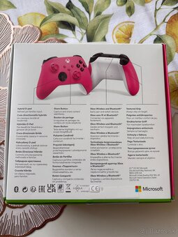 Microsoft Xbox series X ovládač controller - 4